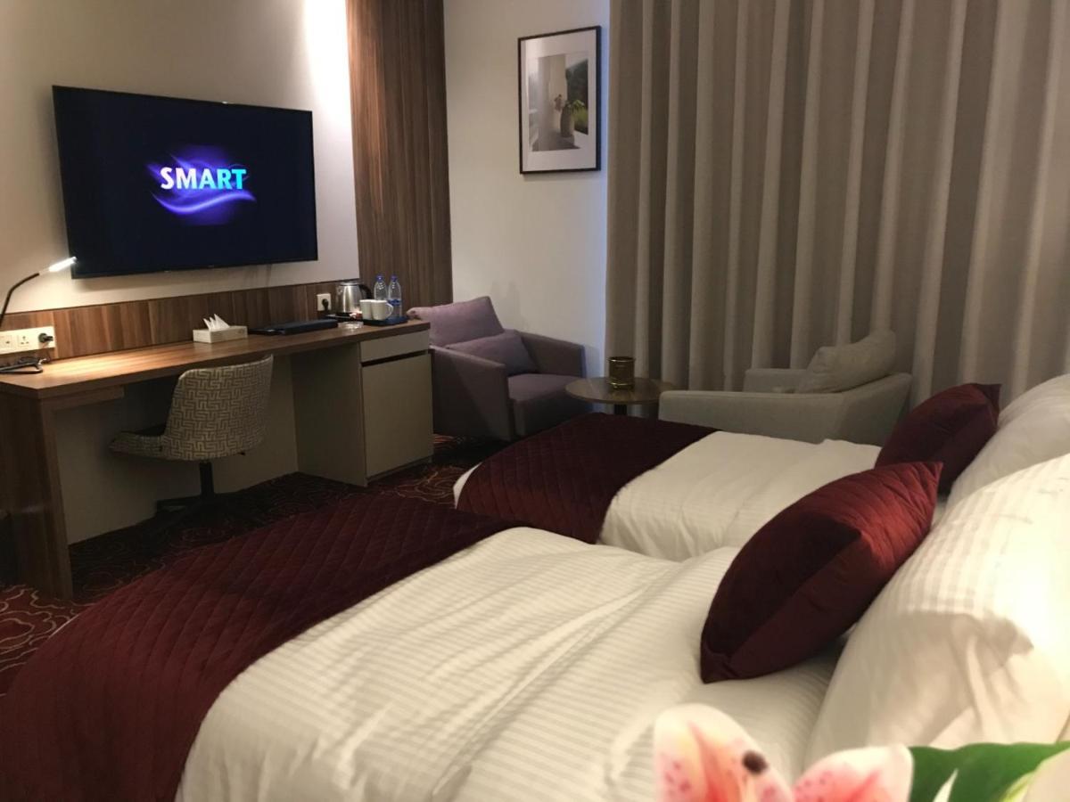 Lilac Hotel - Амман Экстерьер фото