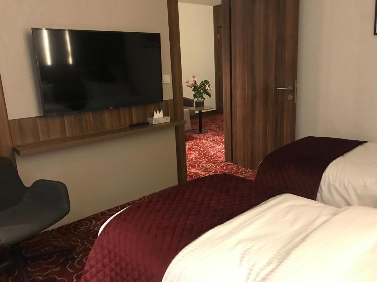 Lilac Hotel - Амман Экстерьер фото