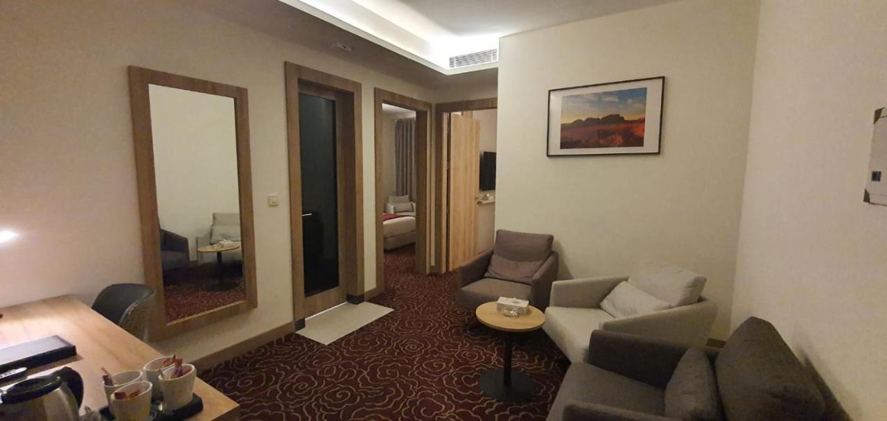 Lilac Hotel - Амман Экстерьер фото